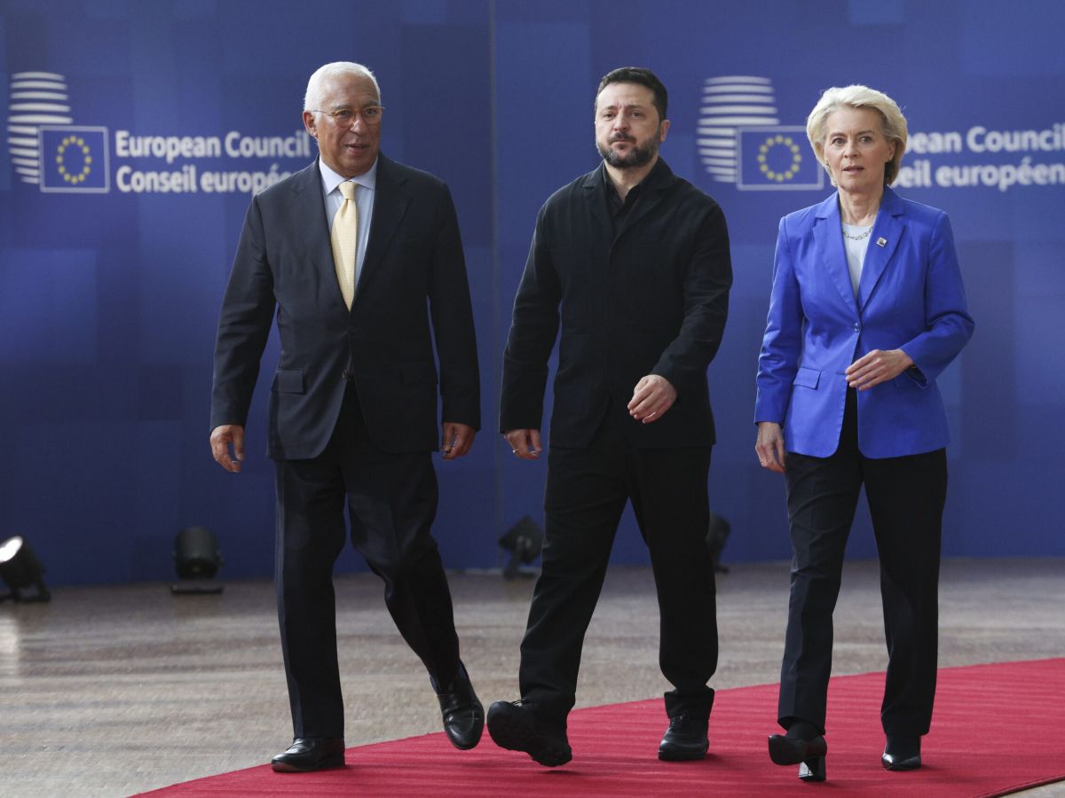 Il Consiglio europeo chiude con l’impegno per Kiev, Zelensky chiede altri 70 miliardi