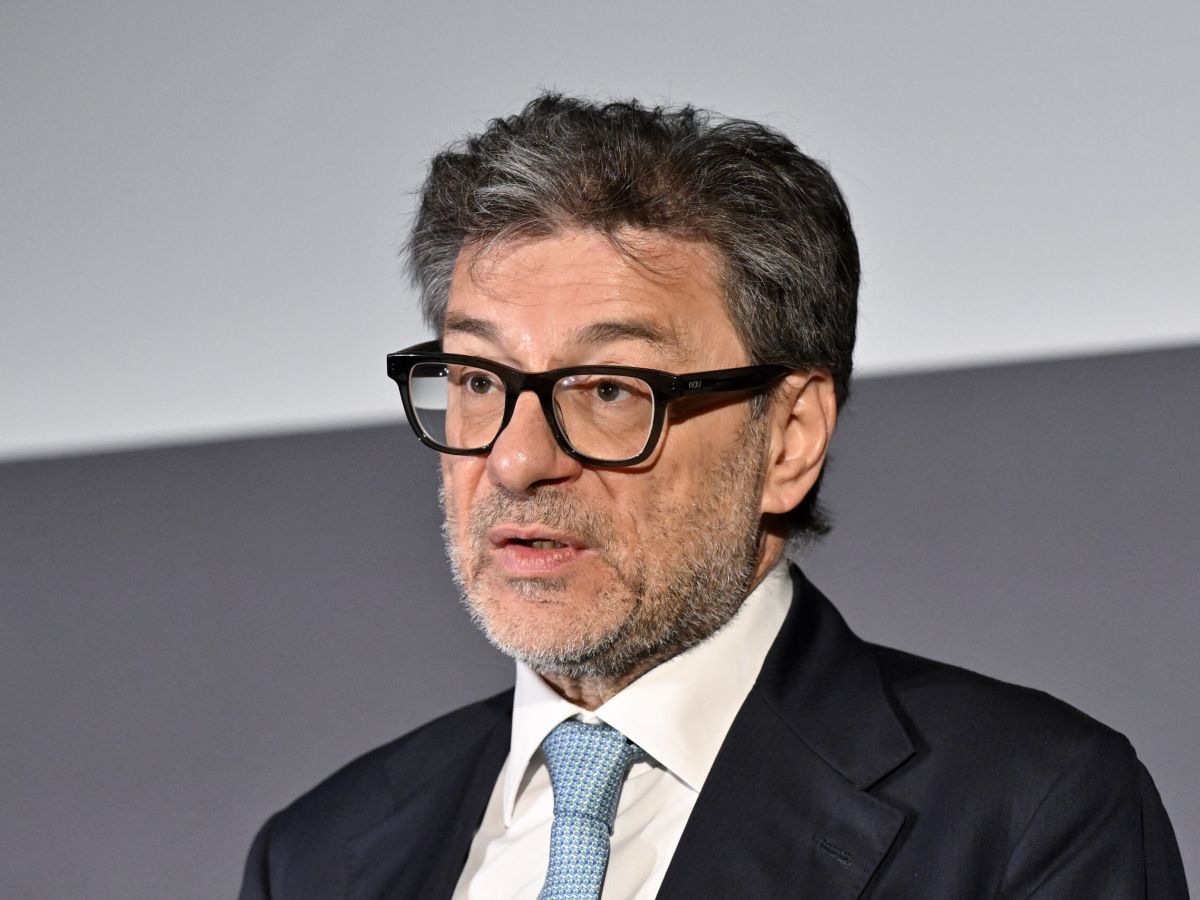 Il decimale che cambia i piani. l’Italia resta sotto procedura UE e rivede al ribasso le stime di crescita