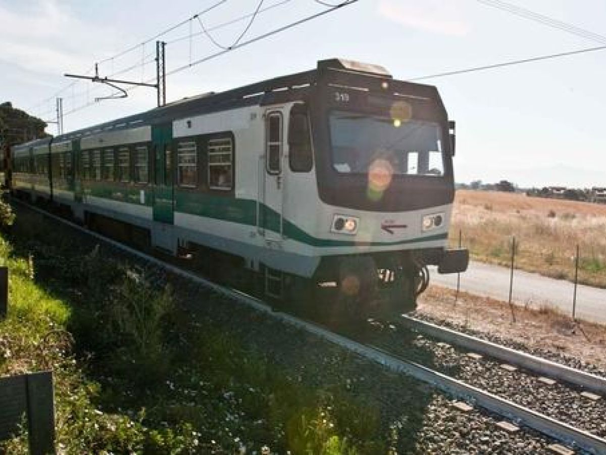 Lazio, rimodulato l’accordo con il Mit su Roma-Lido e Roma-Viterbo: 29 milioni per il raddoppio Riano-Morlupo