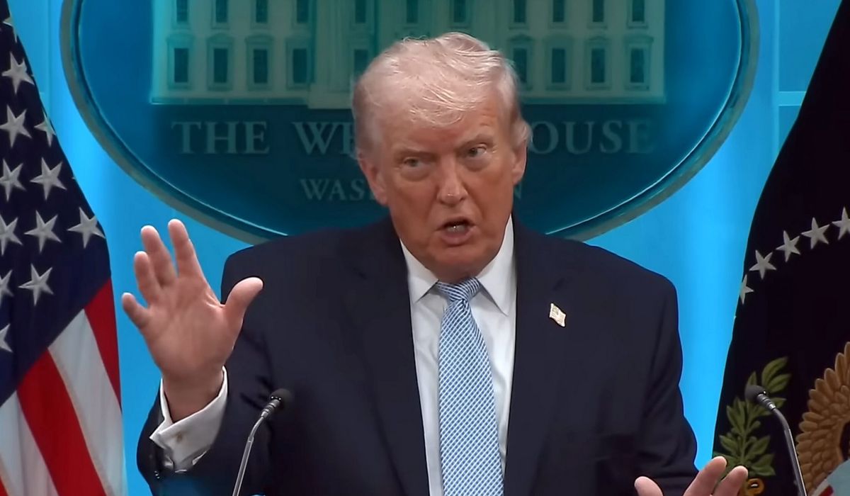 Iran-Usa, tregua in extremis: due settimane per trattare, Hormuz riapre