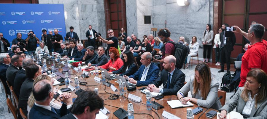 Electrolux, 1.700 esuberi e un tavolo al ministero