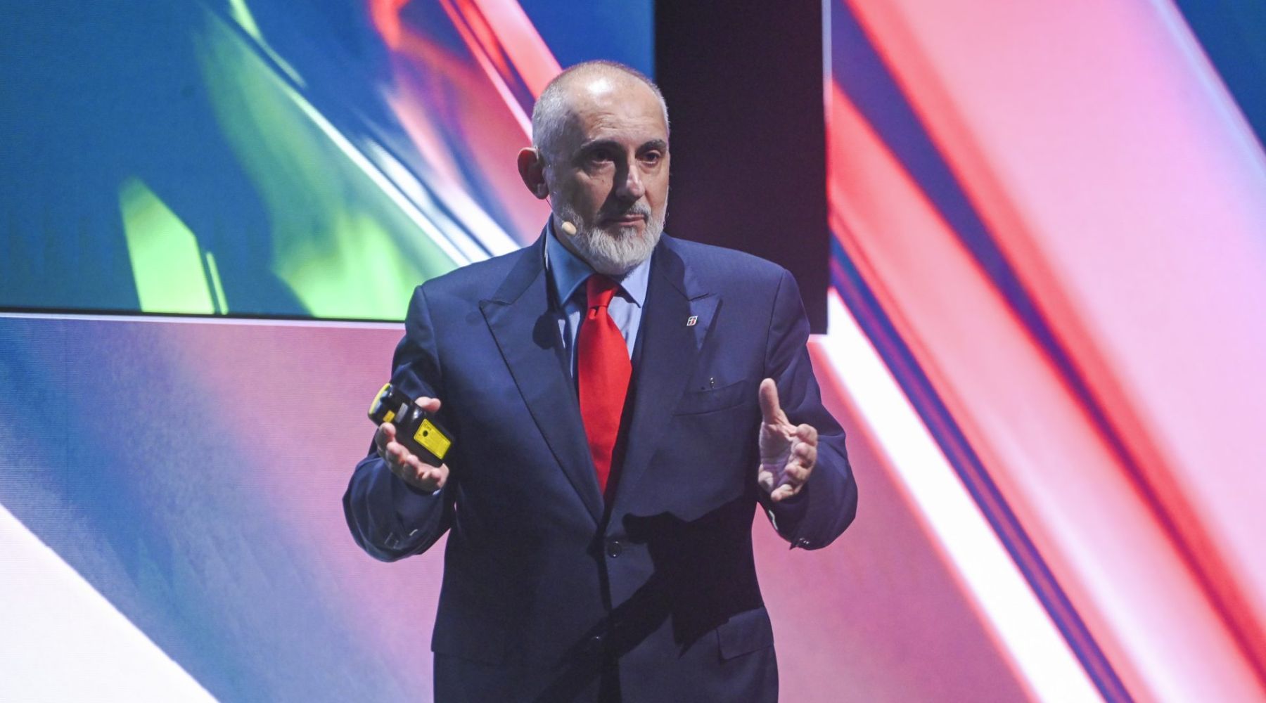 Fs, Donnarumma: “Non vogliamo diventare un’azienda energetica, ma puntiamo a tagliare la bolletta”