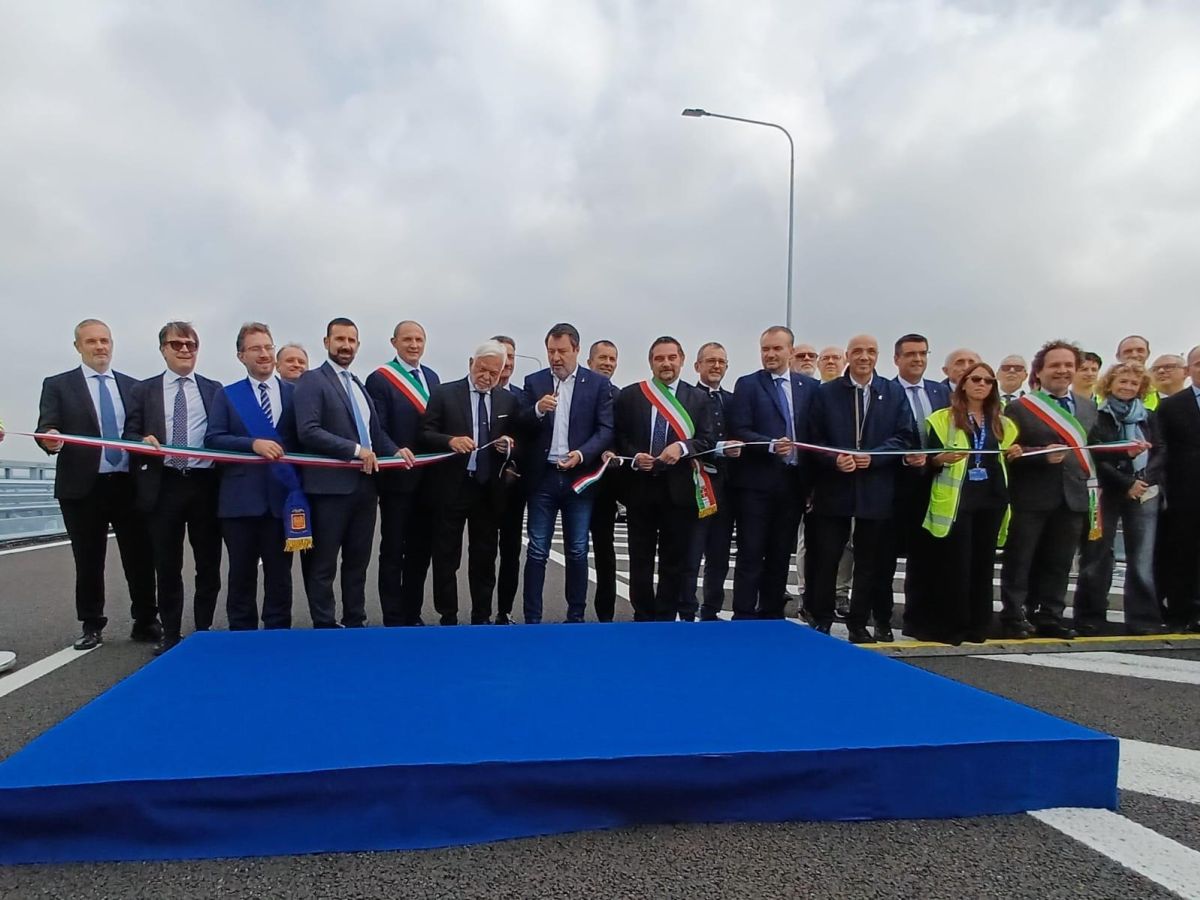 Novara, aperti i 5 chilometri del prolungamento ovest della tangenziale