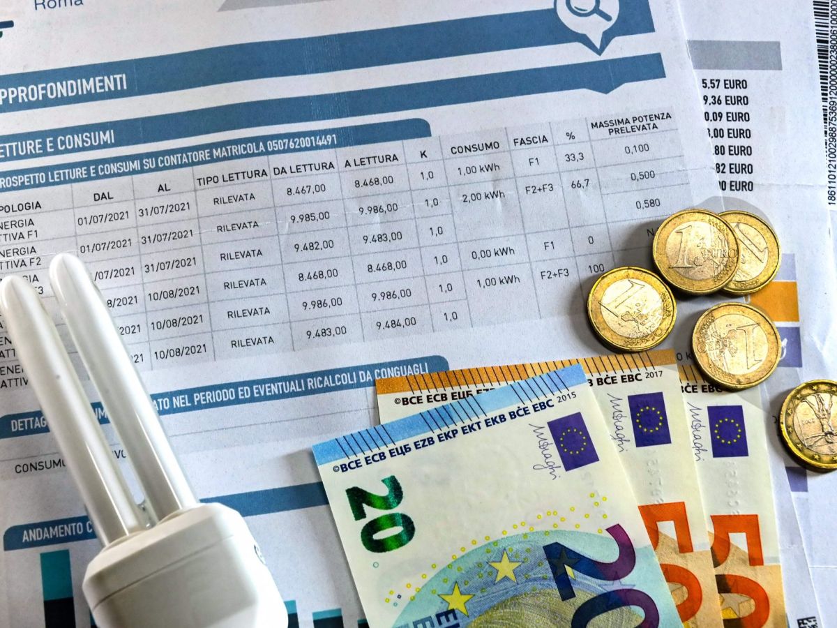 Bonus bollette: Arera sblocca il contributo da 115 euro