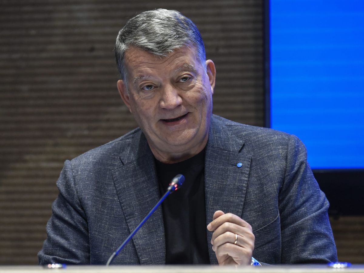 UIL: “Fare patto in dieci punti per regolare AI”