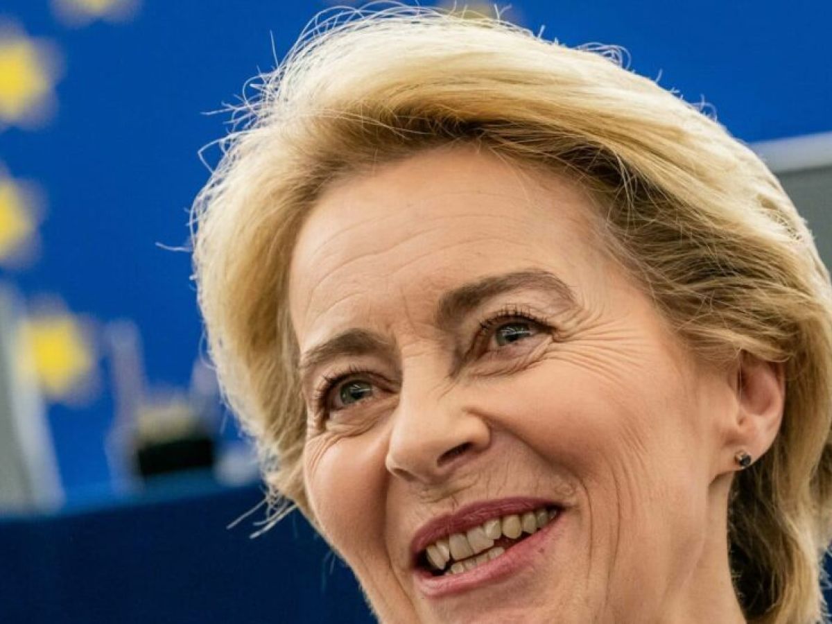 Von der Leyen “prezzi energia devono scendere, focus su gas e reti interconnessioni UE”