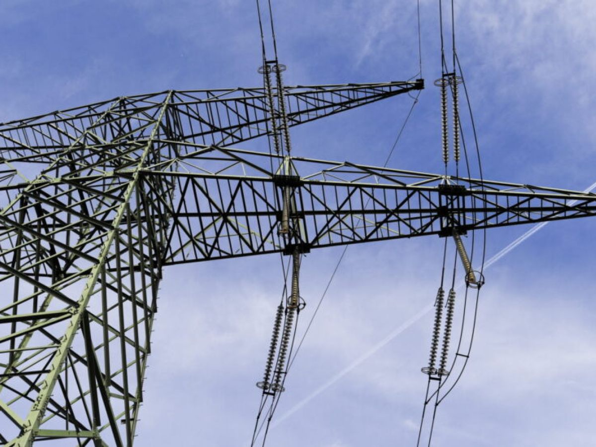 L’Ue verso reti elettriche più smart, Italia esempio da seguire