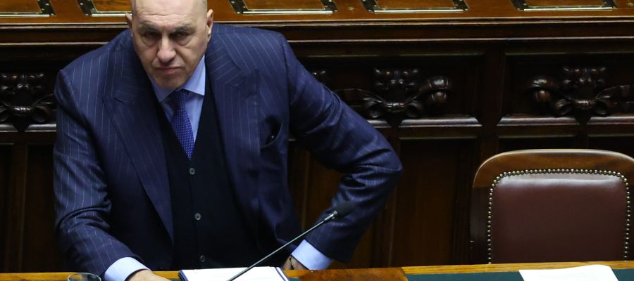 Basi militari americane in Italia, Crosetto alla Camera: “Nessun processo alle intenzioni, abbiamo seguito la legge”