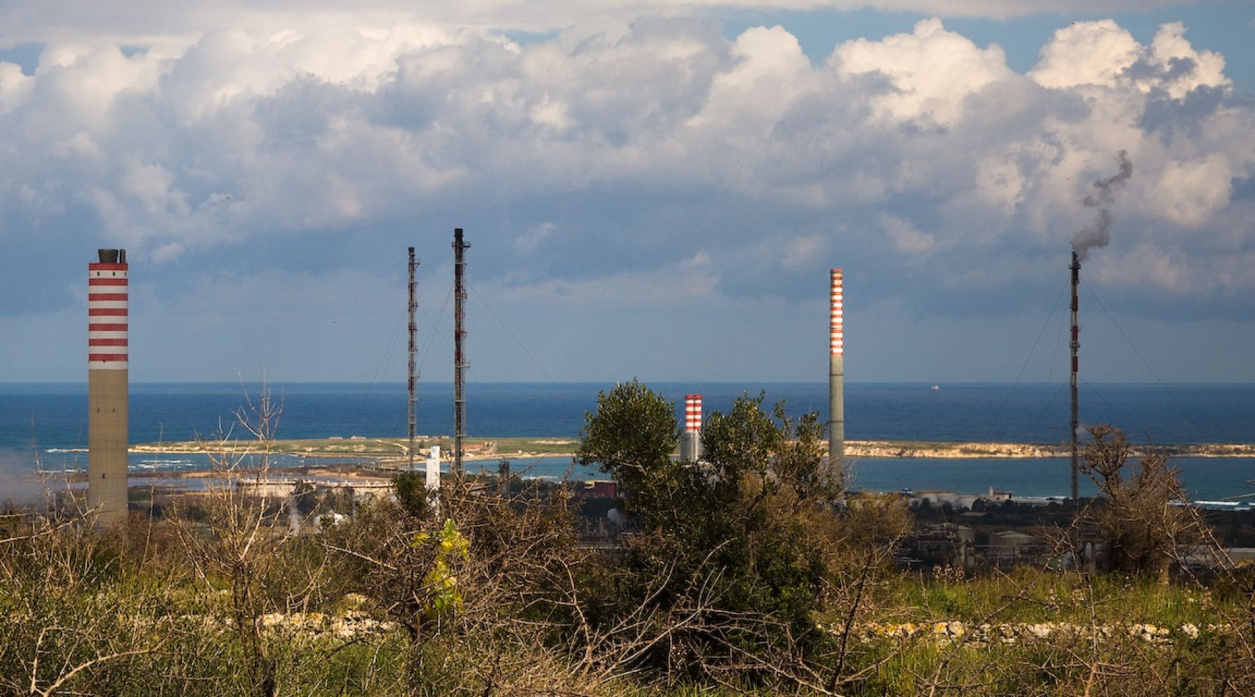 Priolo, la grande raffineria cambia padrone: Ludoil firma l’accordo con GOI Energy