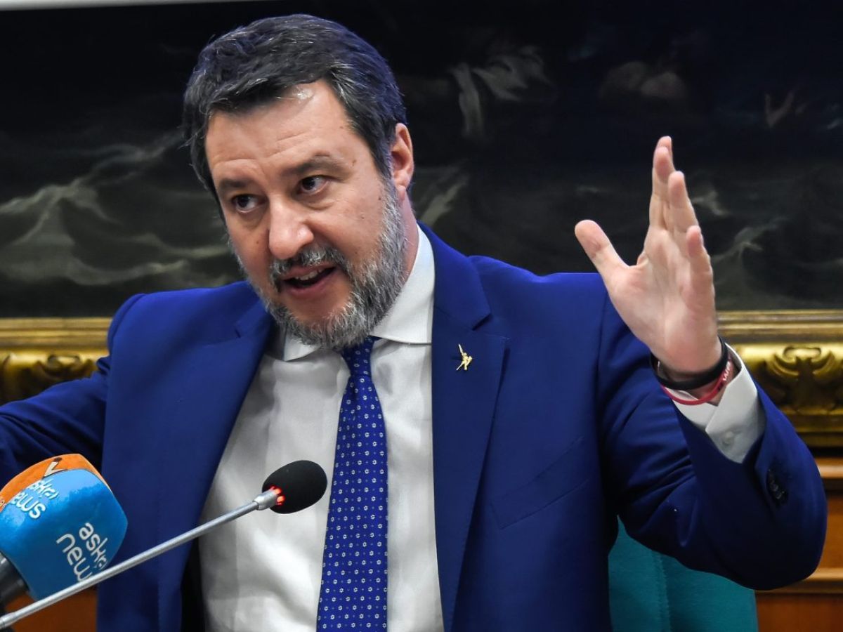 Ponte sullo Stretto, Salvini rilancia: “Europa irritata, il ponte va fatto”