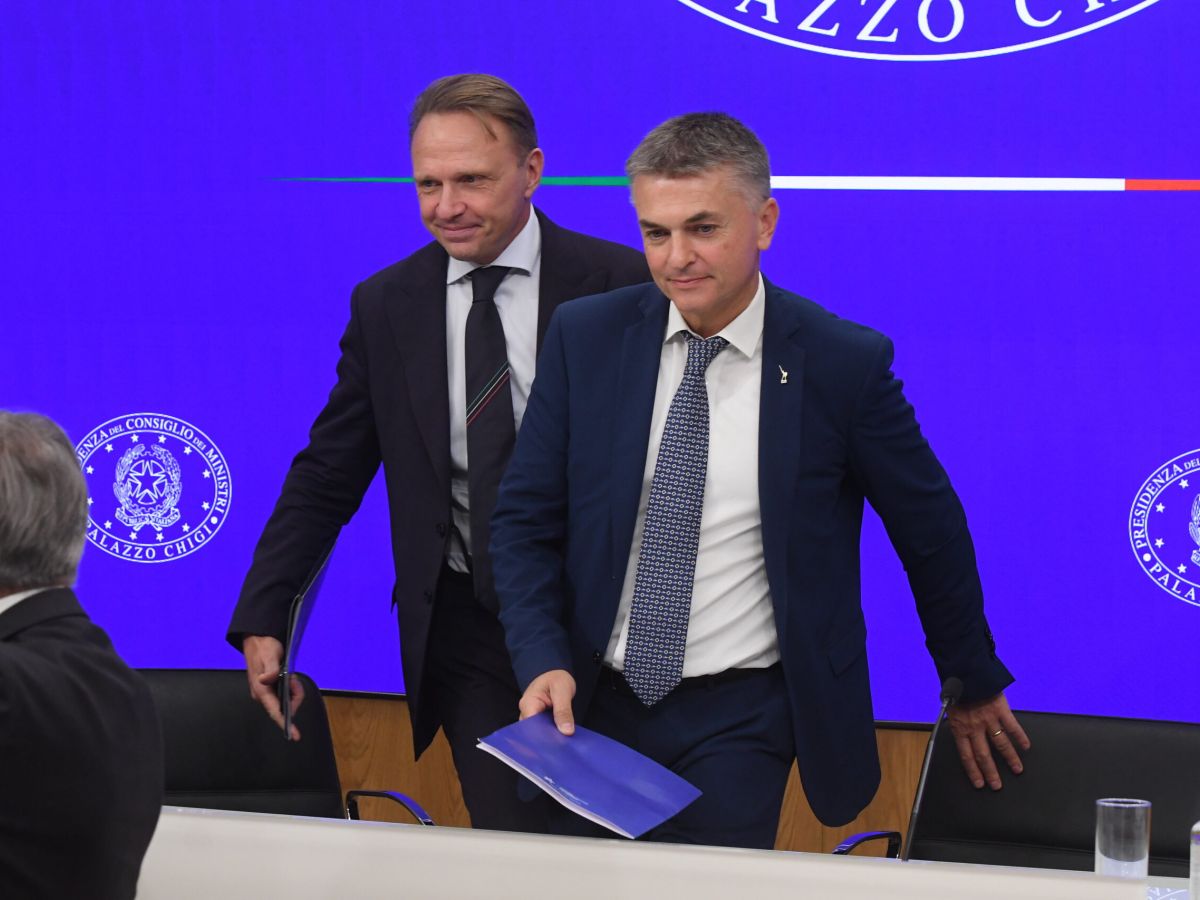 Il governo approva il decreto per i tir, ma il gasolio di ottobre resta scoperto