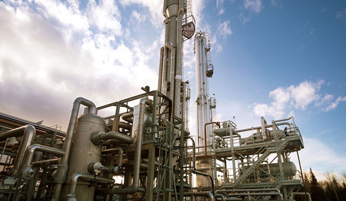 Il conflitto in Iran mette alla prova il petrodollaro: Deutsche Bank avverte di una svolta storica