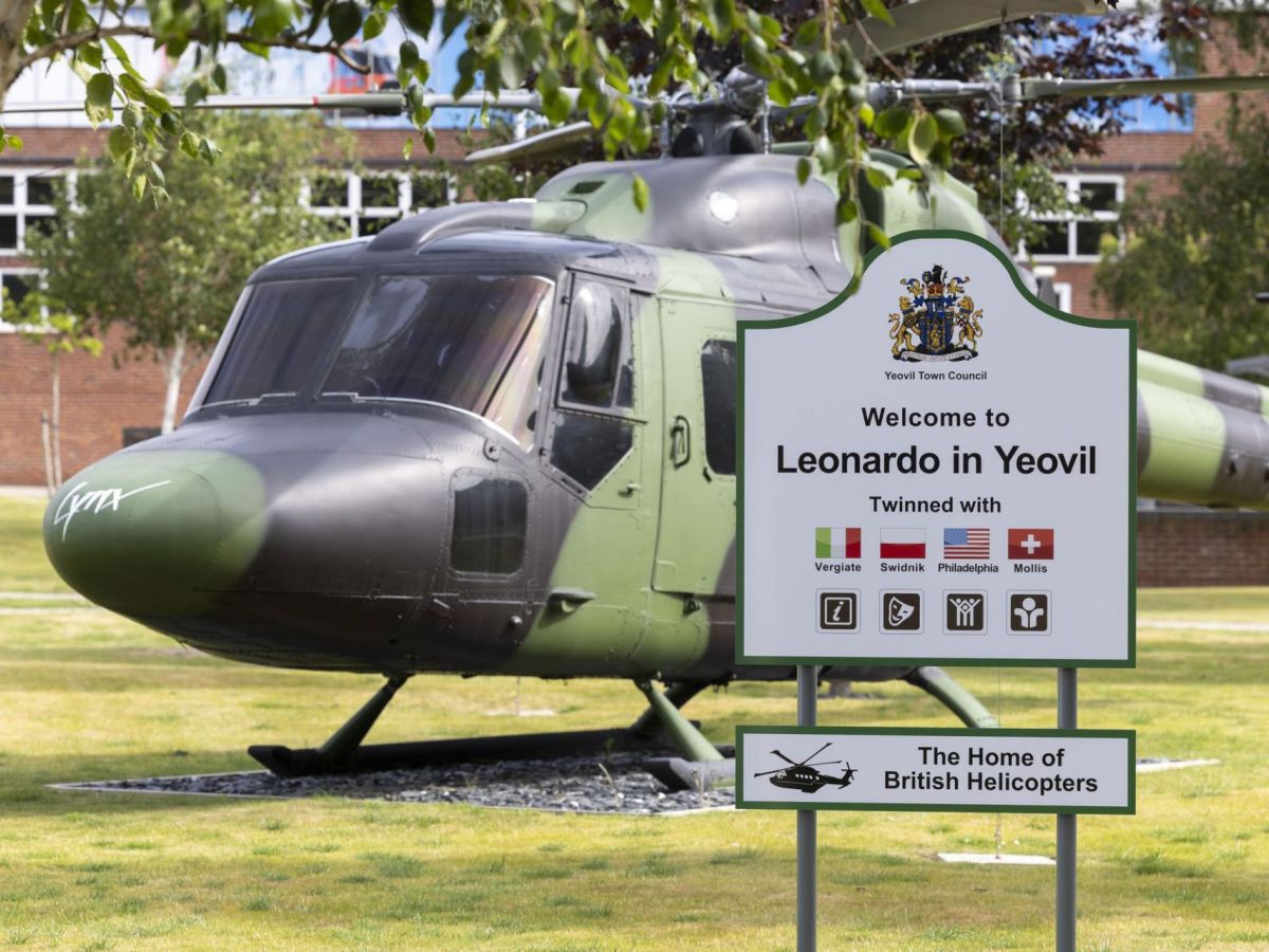 Leonardo, maxi-contratto da 1 miliardo di sterline con Londra: 23 elicotteri per le Forze armate britanniche