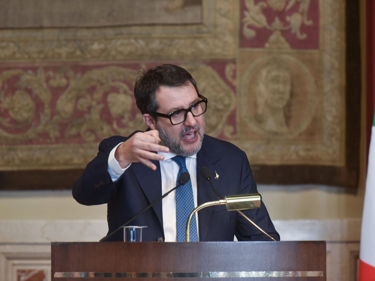 Salvini: “Province con elezione diretta per garantire manutenzione territorio”