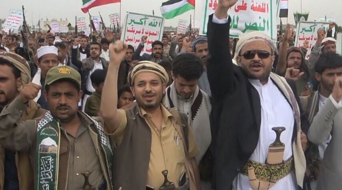 Crescono le tensioni a Bab el-Mandeb, dopo l’attacco degli Houthi alla nave mercantile