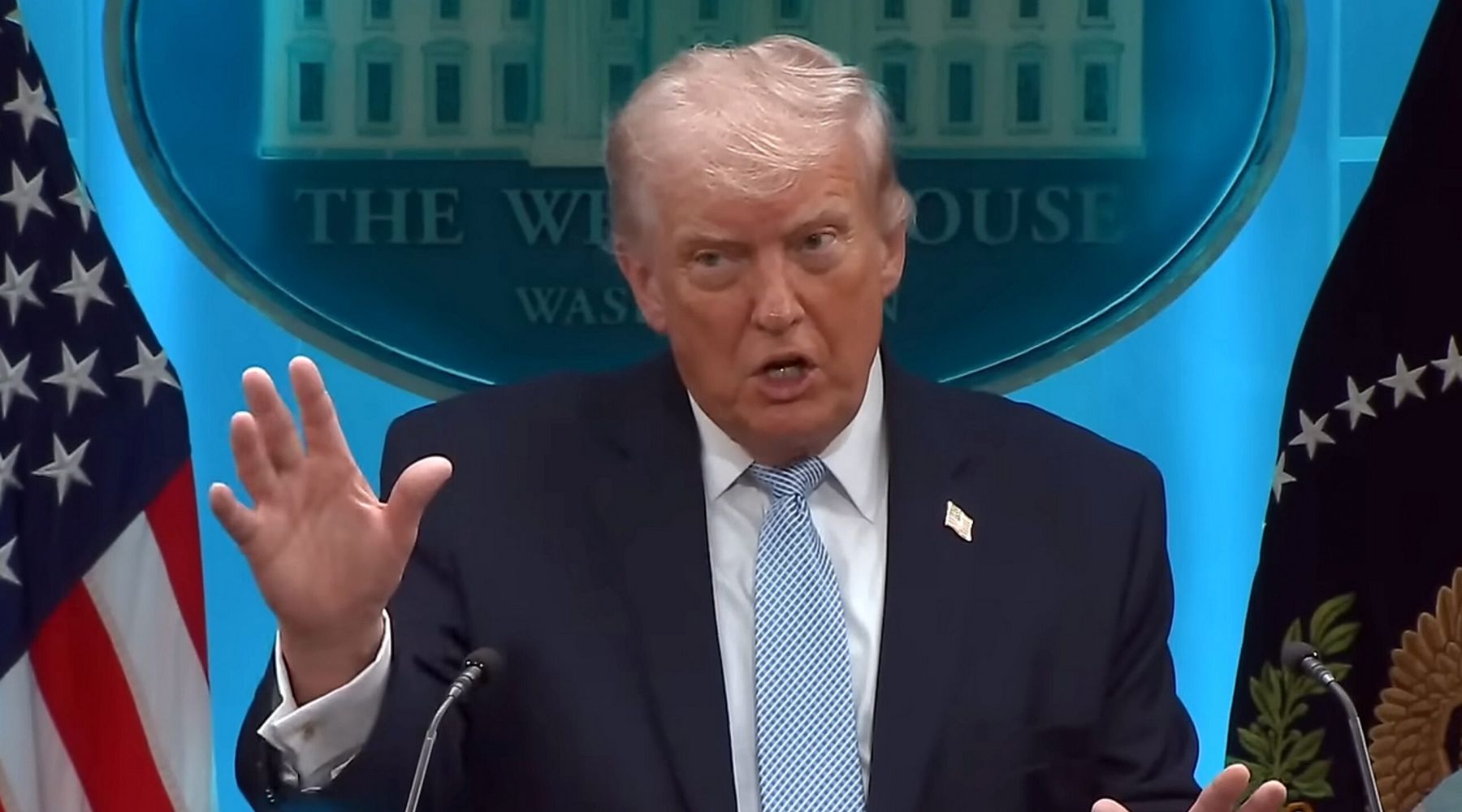 Trump frena i raid, ma l’accordo con l’Iran è ancora lontano