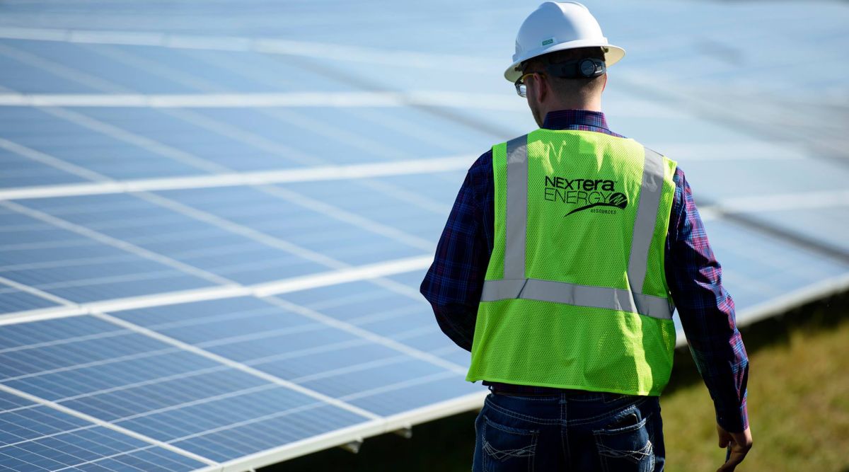 Rinnovabili, via libera a 14 impianti per 530 MW in quattro regioni