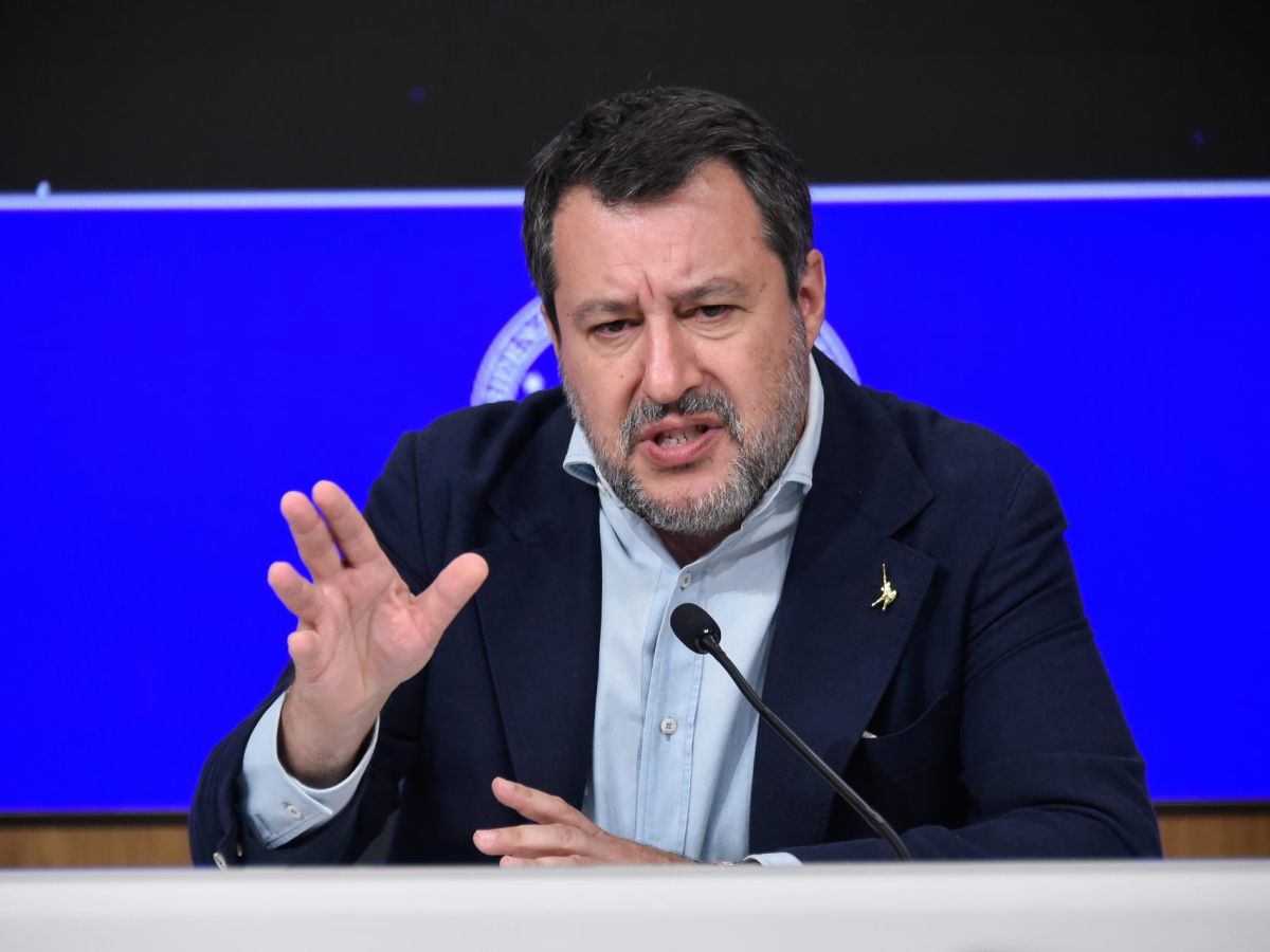 Ponte Stretto, Salvini: “Oggi è una giornata bellissima, non capisco i no verso quest’opera”