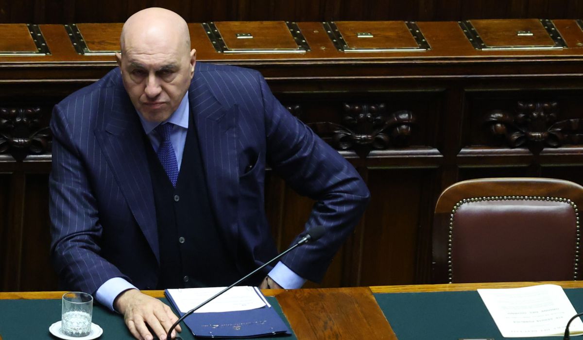 Basi militari americane in Italia, Crosetto alla Camera: “Nessun processo alle intenzioni, abbiamo seguito la legge”