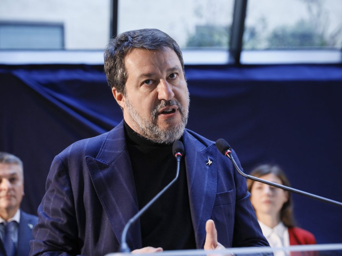 Ponte sullo Stretto, Salvini rilancia: opera prioritaria e niente nuova gara, scelta di buonsenso