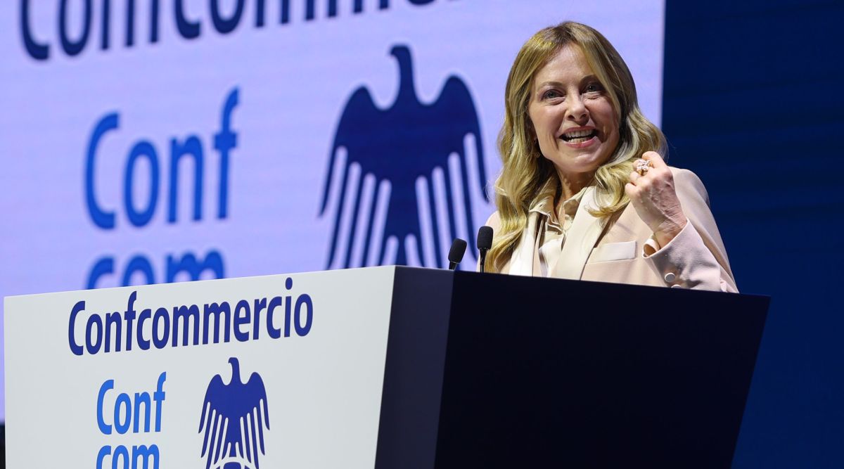 Assemblea Confcommercio, Meloni: “Emergenza giovani generazioni e necessità di ribaltare il calo demografico”