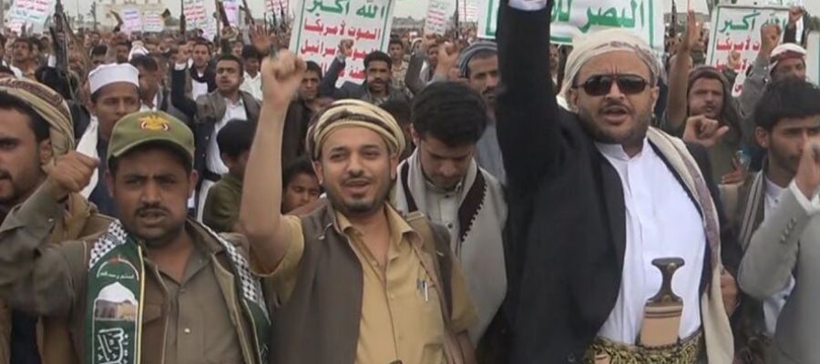 Crescono le tensioni a Bab el-Mandeb, dopo l’attacco degli Houthi alla nave mercantile