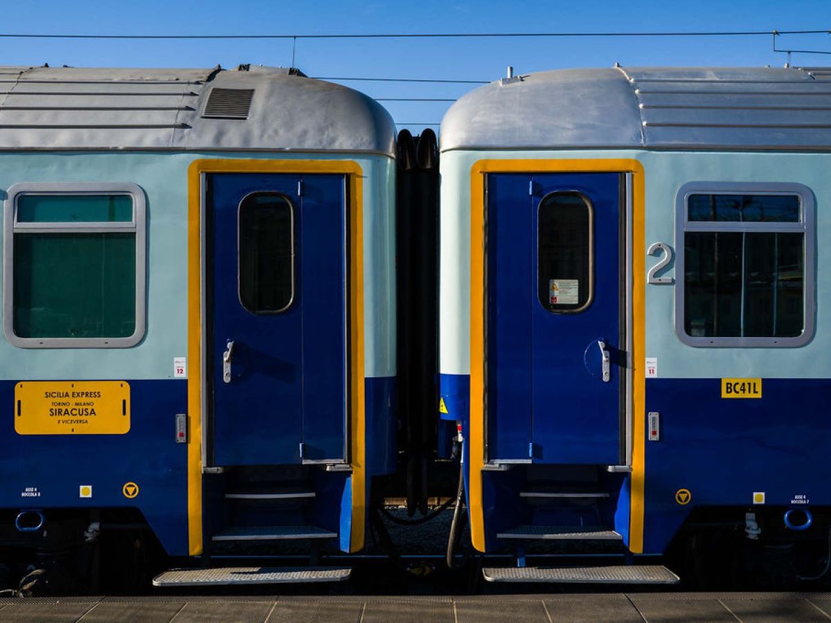 Sicilia Express FS, torna e raddoppia a Natale: da Torino a Palermo e Siracusa il 20 e 27 dicembre