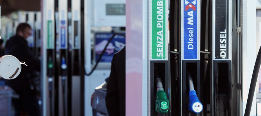 Crisi energetica, il governo proroga il taglio delle accise ma cambia le regole