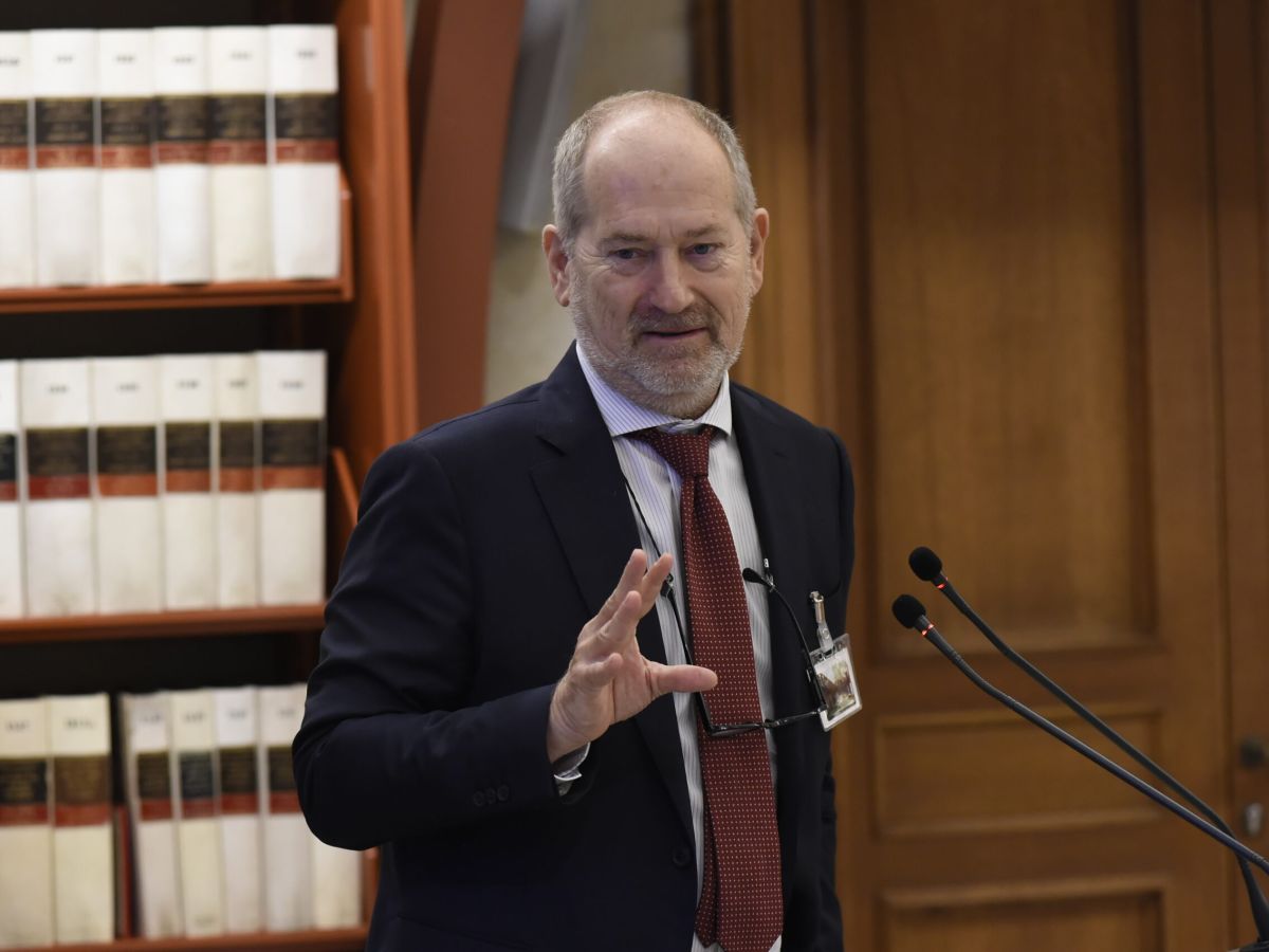 Energia, ARERA: “Differenziale prezzi elettricità e gas pesa sulla competitività imprese”