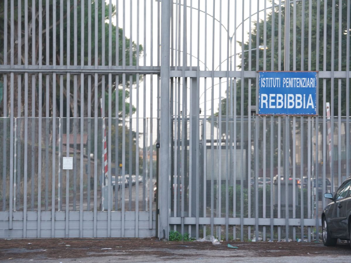 Il sovraffollamento nelle carceri avanza e il piano per l’edilizia penitenziaria non decolla